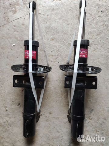 Передние стойки амортизатора каяба