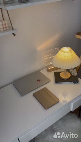 Лампа настольная