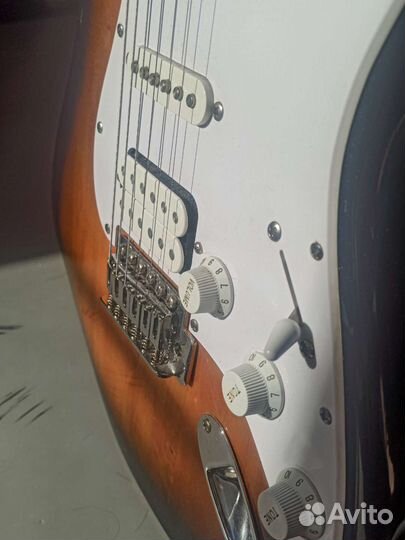 Электро гитара Fender Squier Bullet Stratocaster