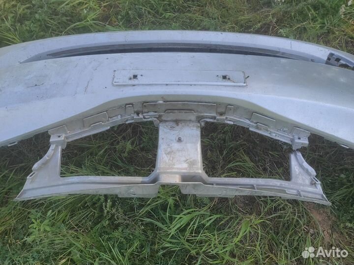 Бампер передний subaru impreza