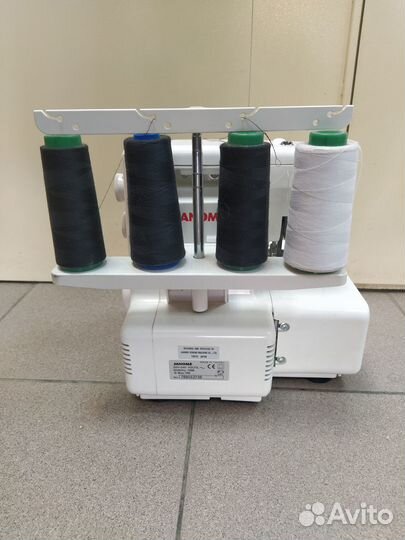 Швейная машинка janome my lock 204d