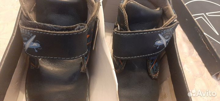 Ботинки на мальчика 24