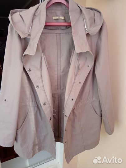 Ветровка женская