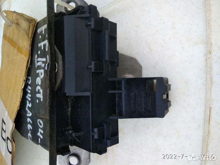 Замок багажника Форд Фокус 2+ седан