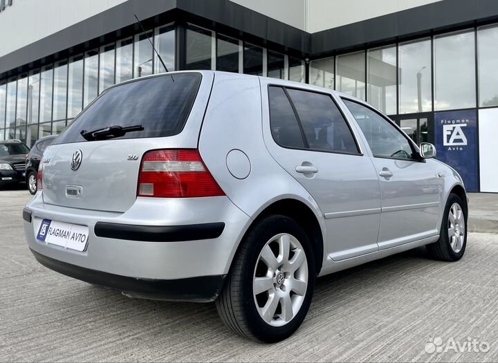 Volkswagen Golf 2.0 МТ, 2003, 268 000 км