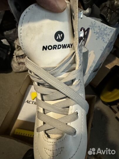 Коньки детские