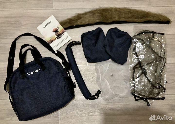 Продам детскую коляску LuxMom 555 2в1