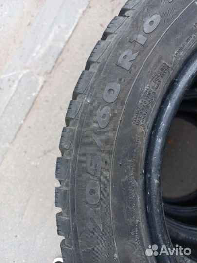 Nokian Tyres Hakkapeliitta 9 205/60 R16