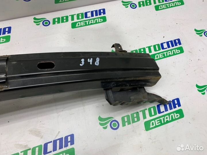 Усилитель бампера передний Hyundai Coupe coupe