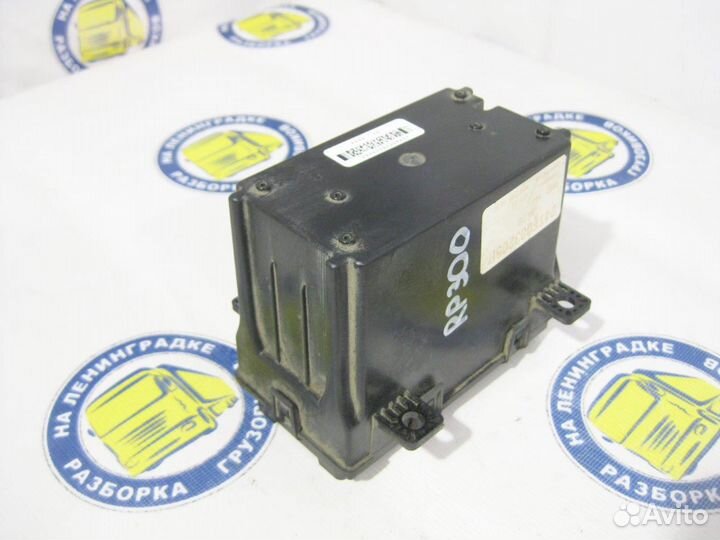 Блок электронный vecu 7420758802 renault trucks, M