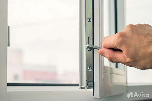 Регулировка пластиковых окон, дверей