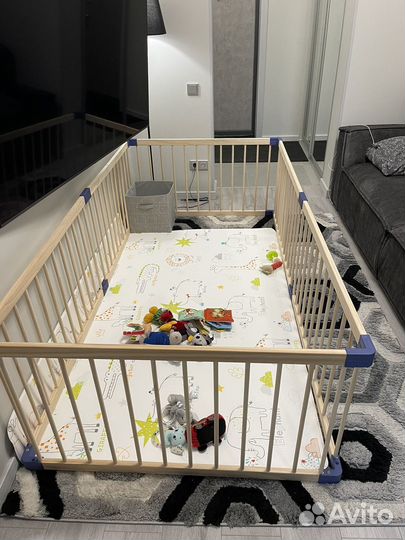 Детский деревянный манеж