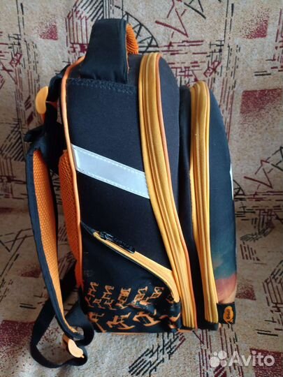 Рюкзак школьный для мальчика бу