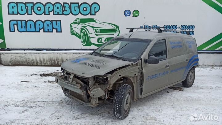 Обшивка стойки средней правой нижняя LADA Largus 6