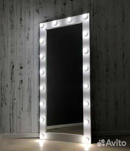 Зеркало с подсветкой