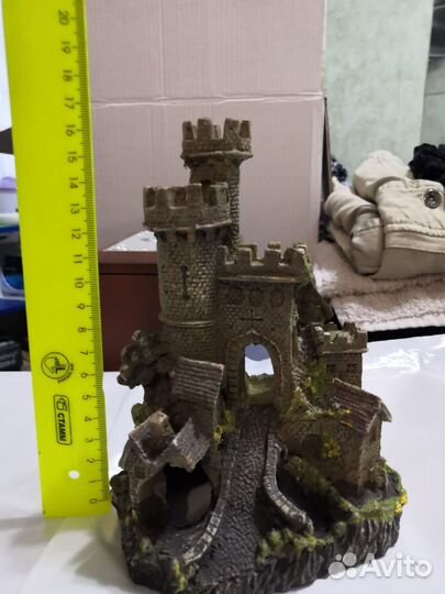 Грот и замок в аквариум