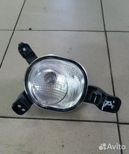 Противотуманная фара правая Kia Rio 4