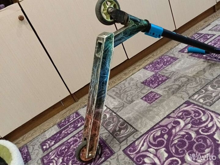 Трюковой самокат