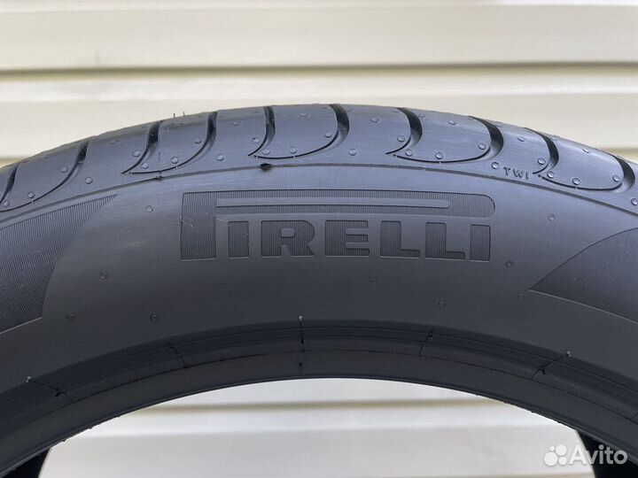 Pirelli Powergy 245/45 R18 100Y