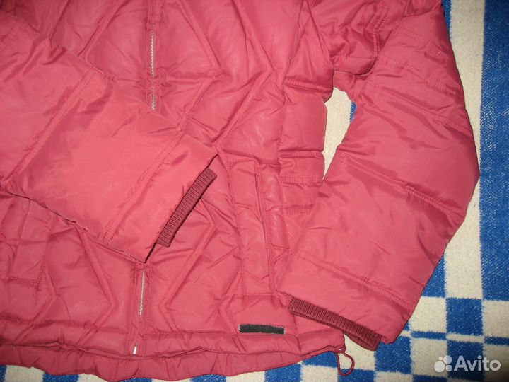 Куртка (пуховик) зимняя женская бордовая