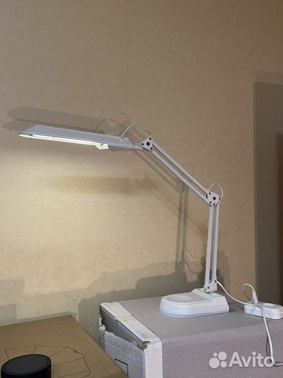 Настольная лампа arte lamp белая