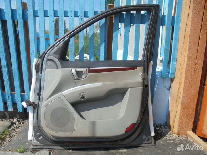 Дверь передняя правая Hyundai Santa Fe 2 CM