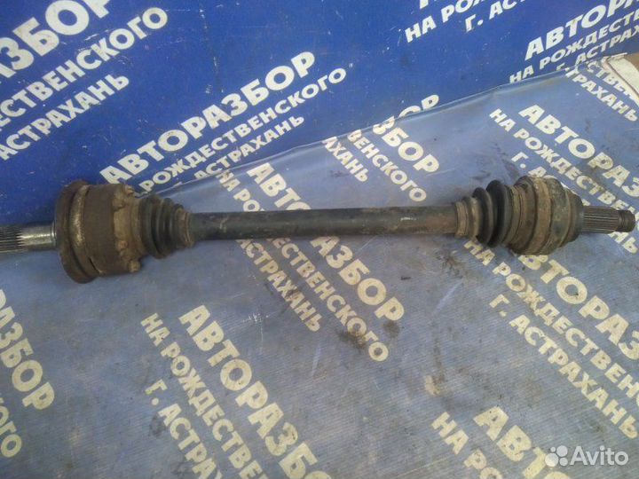 Задний левый привод Bmw E65 седан N62B44 2004