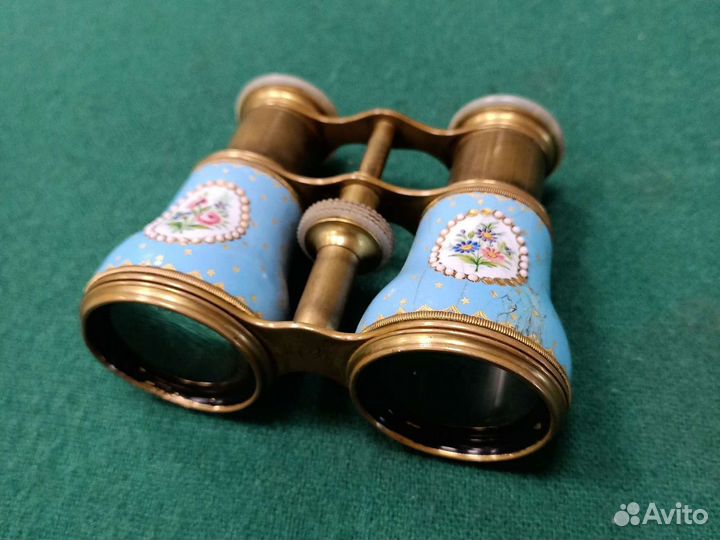 Театральный бинокль эмаль