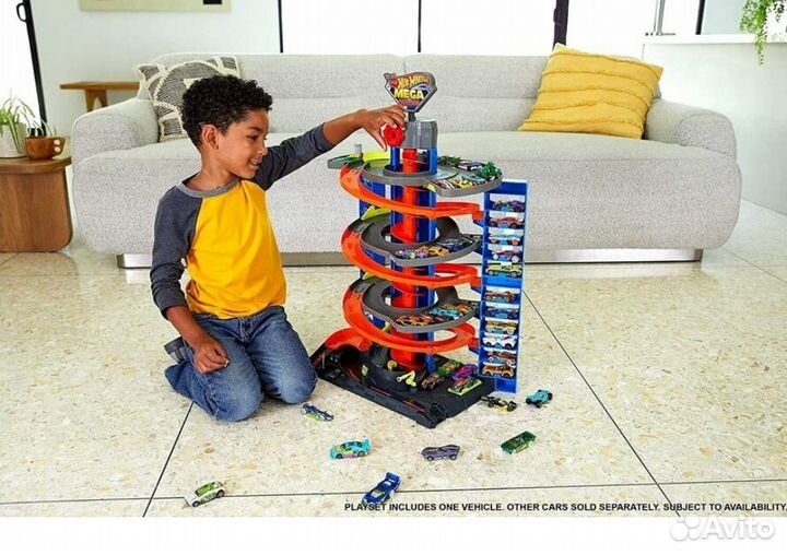 Hot Wheels Сити мега Гараж GTT95. новый