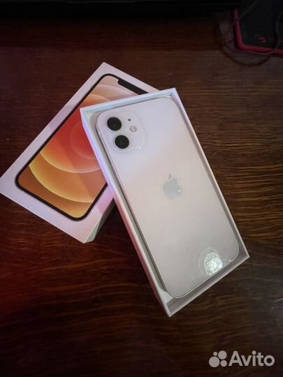 iPhone 12, 64 ГБ