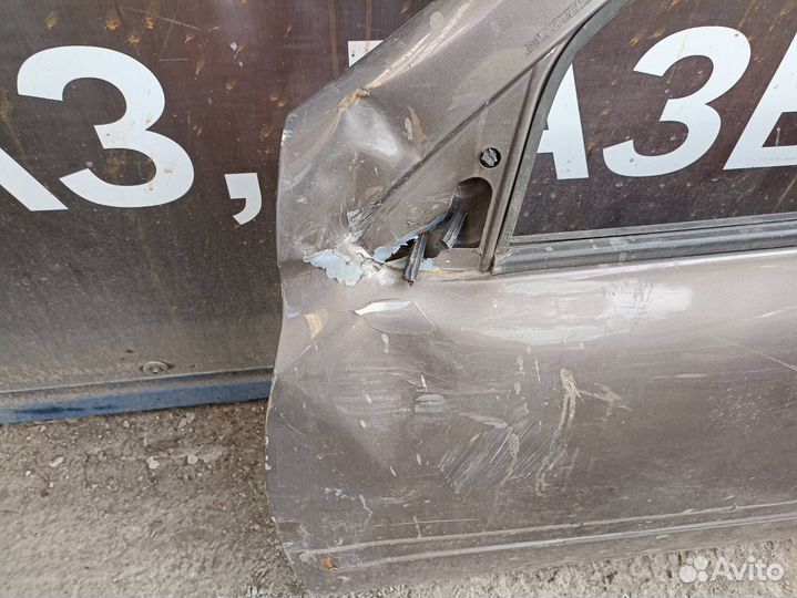 Дверь передняя гранта калина