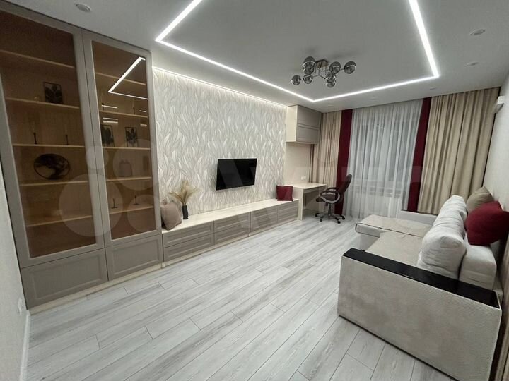 2-к. квартира, 70 м², 9/14 эт.