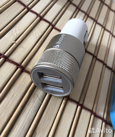 Автомобильная зарядка с подсветкой