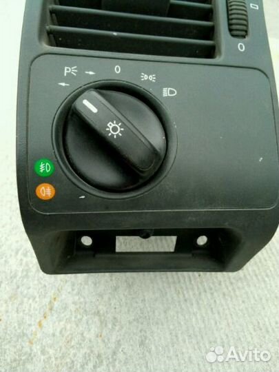 Фанарь задний Мерседес Е210