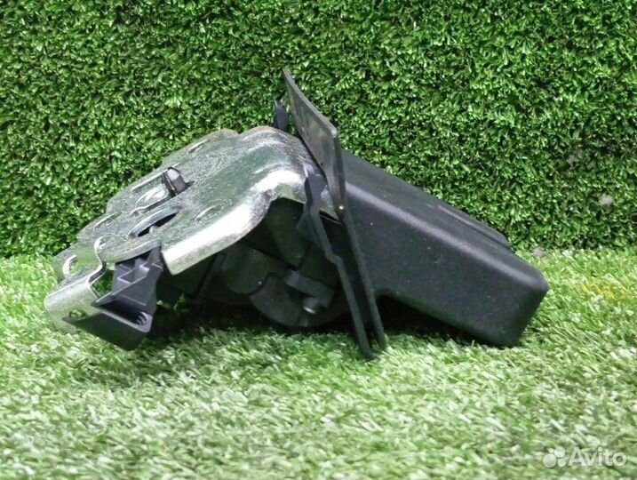 Замок крышки багажника Audi Q3 8U cpsa 2013