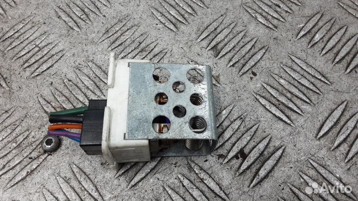 Резистор отопителя Opel Astra H/Astra Family H