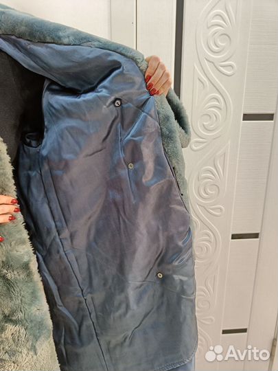 Продам шубу из натурального меха (овчина)