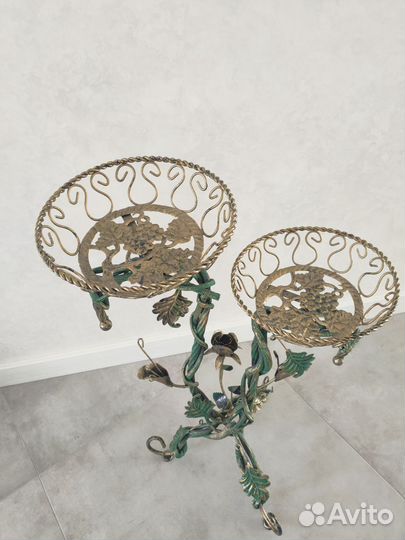 Подставка для цветов