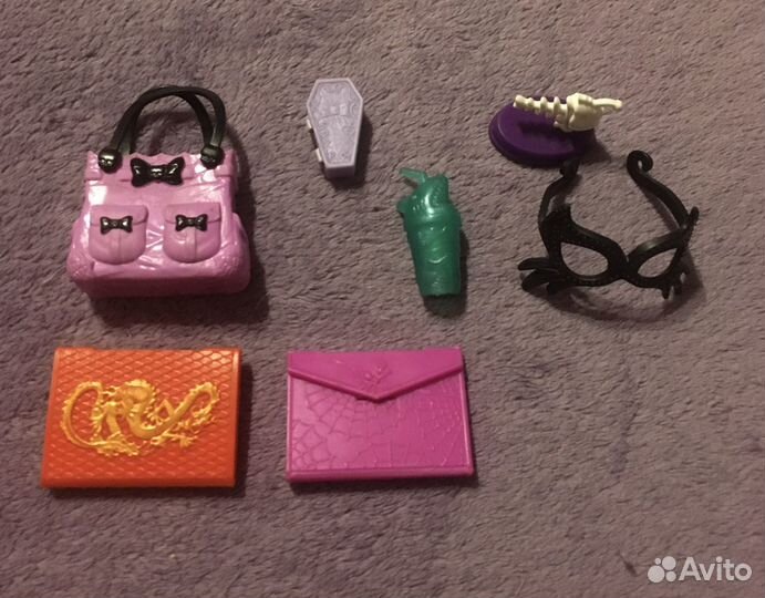 Аксессуары/Одежда кукол монстер хай