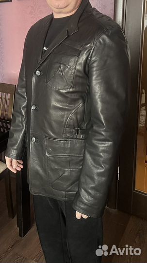 Кожаная куртка мужская 48 50