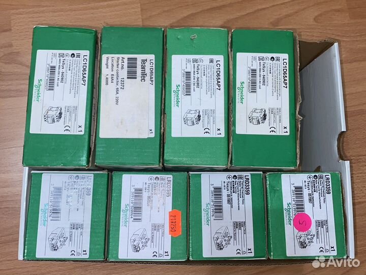 Контактор Шнаидер LC1D65AP7