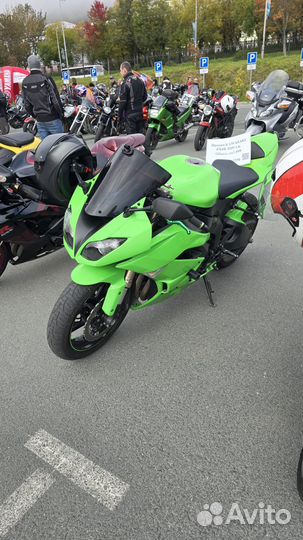 Мотоцикл kawasaki ZX6R