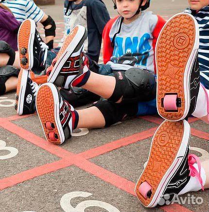 Кеды с роликами Heelys