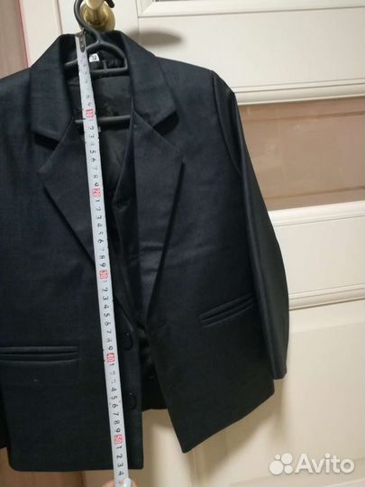 Костюм на мальчика новый