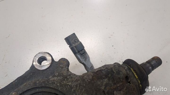 Ступица (кулак, цапфа) левая передняя Peugeot 3008