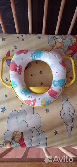 Ванночка для купания и сиденье для унитаза