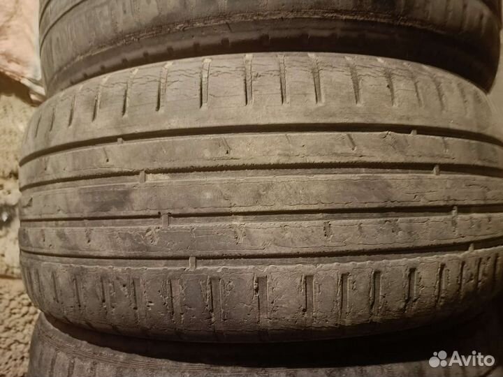 Nokian Tyres Hakka Blue 2 225/50 R17 98W