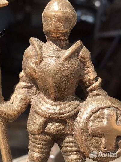 Рыцар, крестоносец из латуни (бронзы)