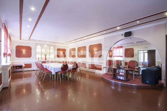 Продам помещение свободного назначения, 363 м²