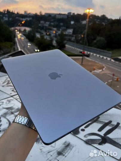 Macbook pro 13 2018 512gb